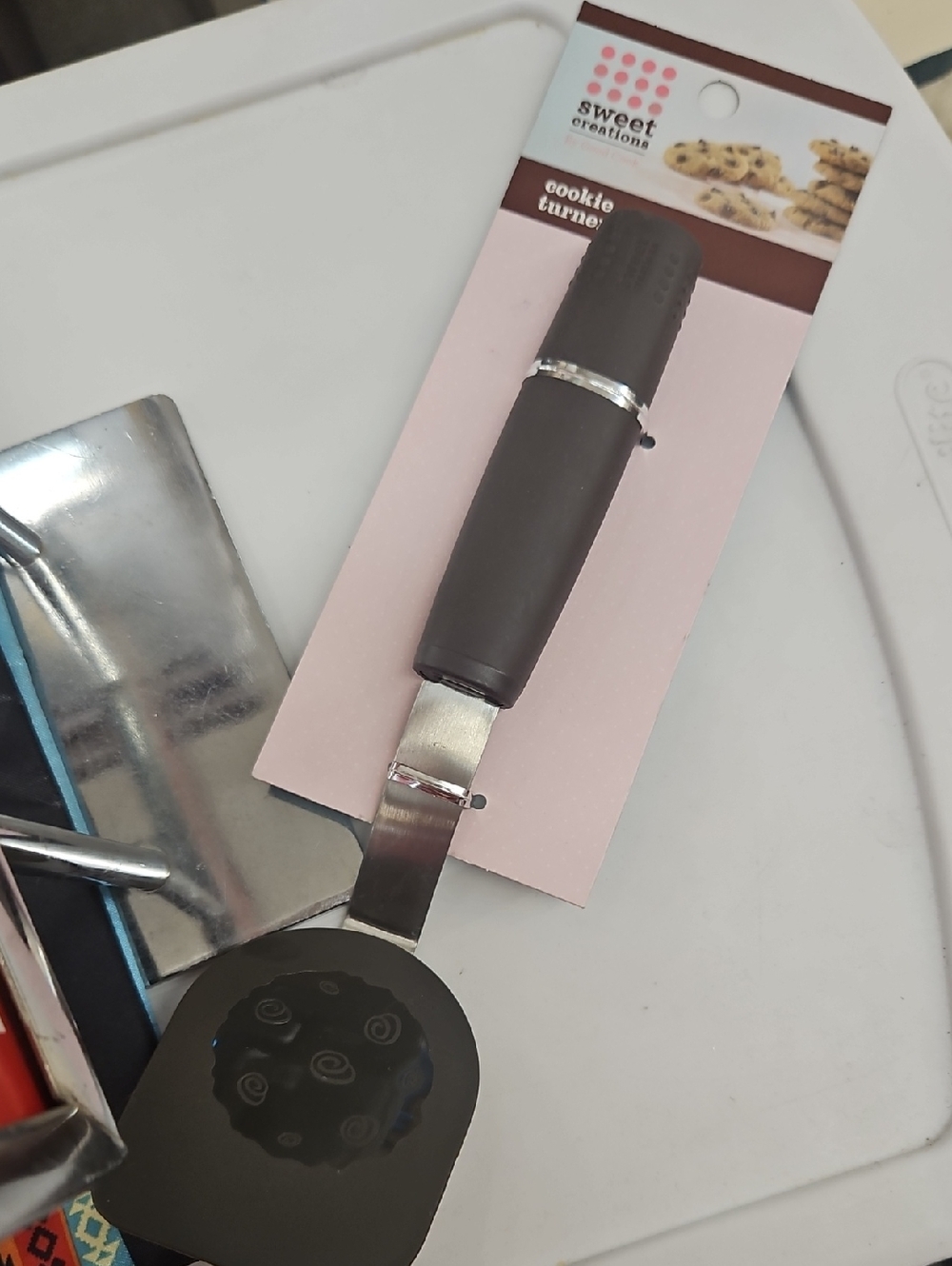 Sweet Creations Cookie Turner - Gray Handle